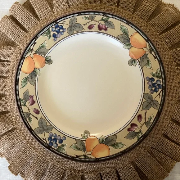 Mikasa Garden Harvest Plates 8-3/8”
Set of 10 Plates. Excellent Condition. - Picture 3 of 7